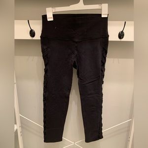 Alo Yoga M Black Criss Cross Leggings